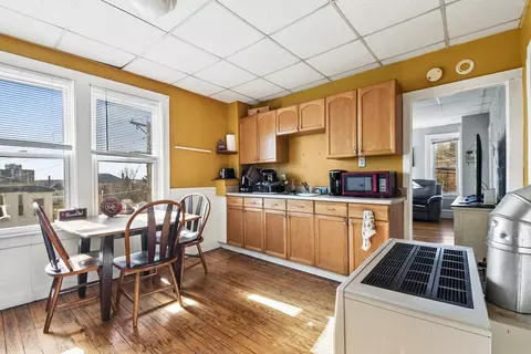 490 Eastern Ave, Fall River, MA 02723 photo 7