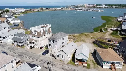 13 Moreland, Hull, MA 02045
