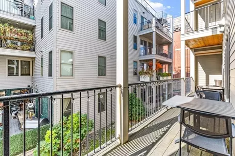 637 E 1st St #104, Boston, MA 02127