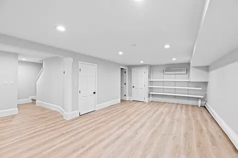 Living - 5 New Towne Dr, Hingham, MA 02043 photo 4 of 4