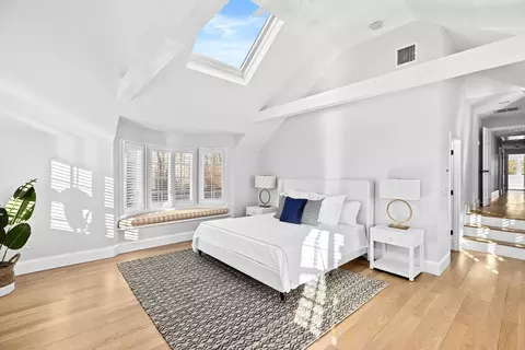 Bedroom - 5 New Towne Dr, Hingham, MA 02043 photo 1 of 7