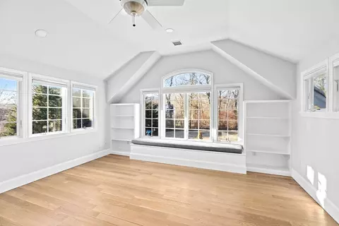 Bedroom - 5 New Towne Dr, Hingham, MA 02043 photo 5 of 7