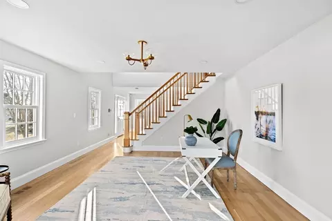 Entry Way - 5 New Towne Dr, Hingham, MA 02043 photo 2 of 3