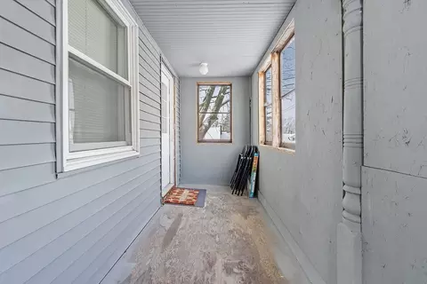 Exterior - 8 2nd St, Gardner, MA 01440 photo 7 of 7