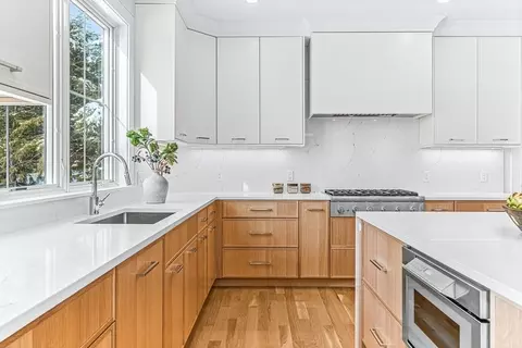 113 Lawton Rd, Needham, MA 02492 photo 2