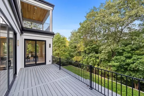 Exterior - 28 Petrini Cir, Needham, MA 02492 photo 3 of 4