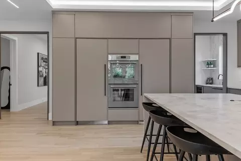 Kitchen - 28 Petrini Cir, Needham, MA 02492 photo 3 of 4