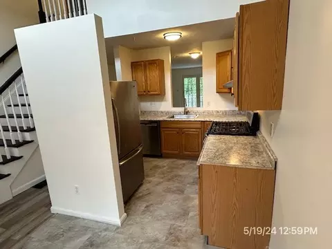 9 Adams Ct #9, Hingham, MA 02043 photo 5