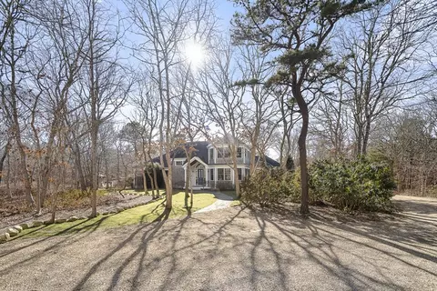 34 S Pond Rd, West Tisbury, MA 02568