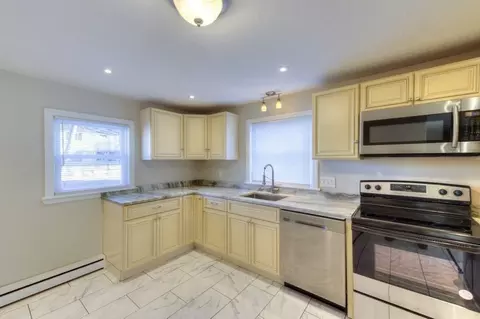 3 Maranda St, Worcester, MA 01604 photo 6