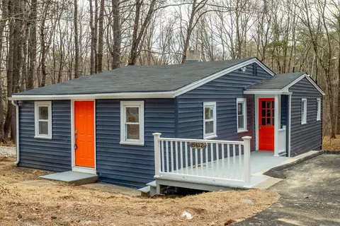 502 Brockelman Rd, Lancaster, MA 01523