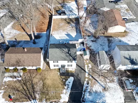35 Anniversary St, Springfield, MA 01104 photo 37