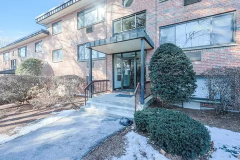 1325 Worcester Rd #C5, Framingham, MA 01701