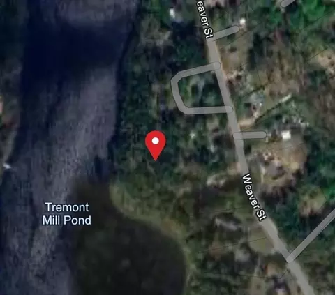 24 Weaver St, Wareham, MA 02576 photo 4