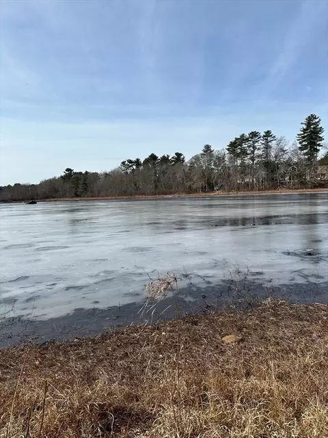 24 Weaver St, Wareham, MA 02576 photo 17