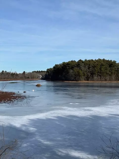 24 Weaver St, Wareham, MA 02576 photo 10