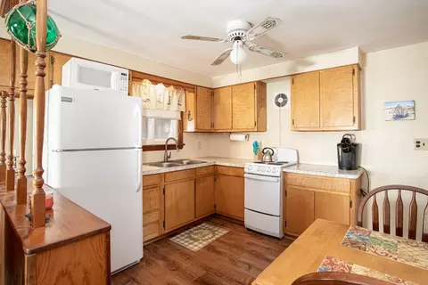 535 Jackson St, Fall River, MA 02721 photo 7