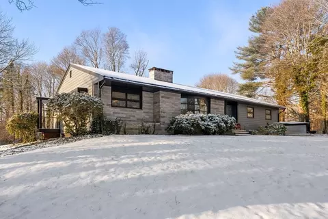 15 Virginia Ln, Cohasset, MA 02025