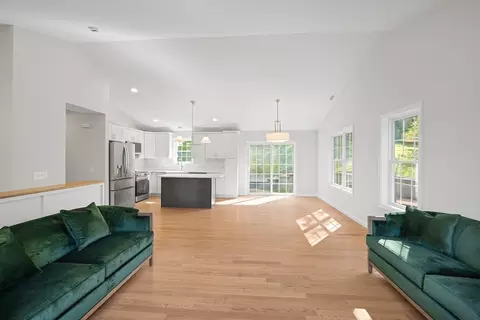 2 Dodge Ave # A, Worcester, MA 01606 photo 6