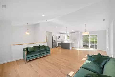 2 Dodge Ave # A, Worcester, MA 01606 photo 8