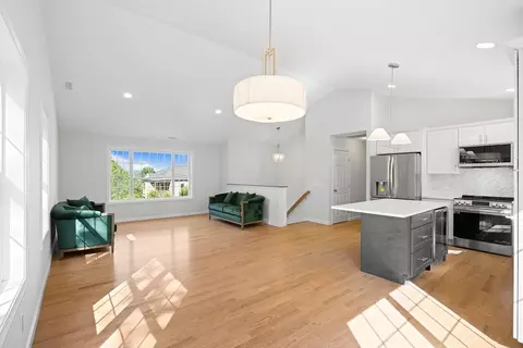 2 Dodge Ave # A, Worcester, MA 01606 photo 5