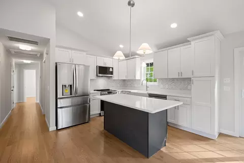 2 Dodge Ave # A, Worcester, MA 01606 photo 3