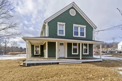 61 Hastings Rd, Southwick, MA 01077