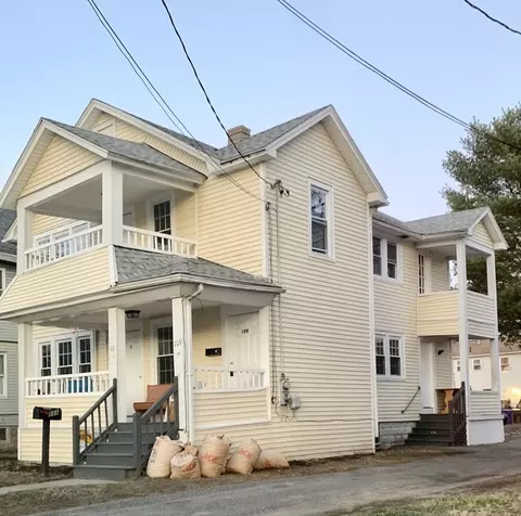 109-111 Woodmont St, Springfield, MA 01104