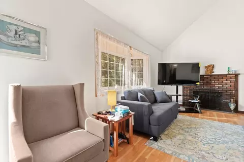 73 Deerfield Rd, Mashpee, MA 02649 photo 5