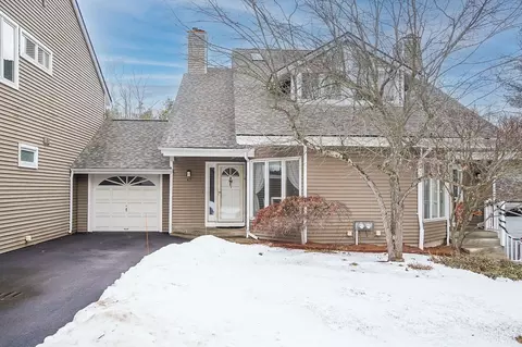 47 S View Dr #47, Southwick, MA 01077