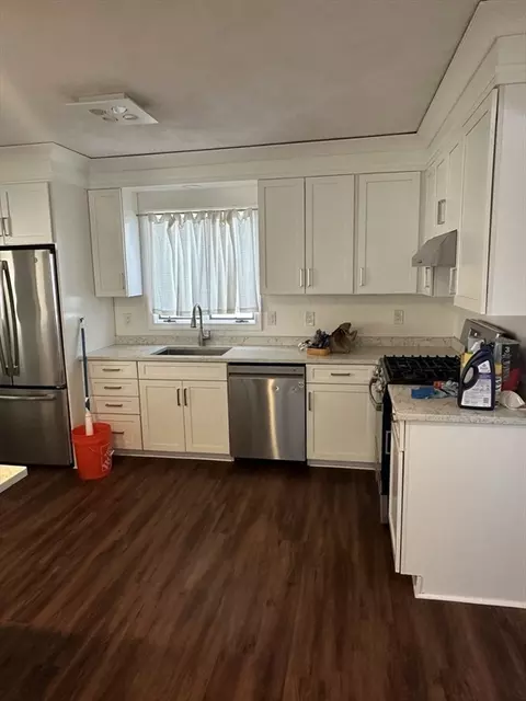 165 Springvale Ave, Everett, MA 02149 photo 5