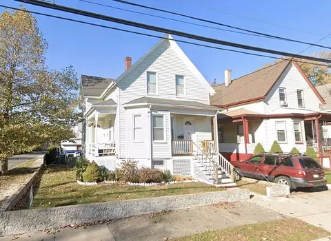 46 Harvest St, Lynn, MA 01902