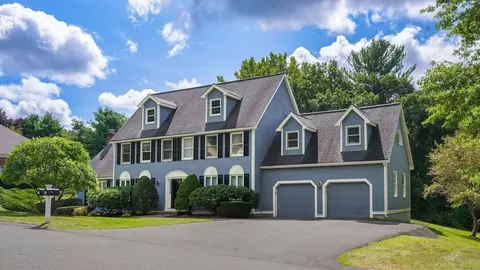 34 Constitution Dr, Southborough, MA 01772