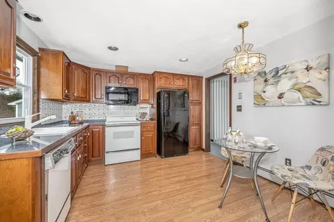 24 Benton Cir, Reading, MA 01867 photo 6