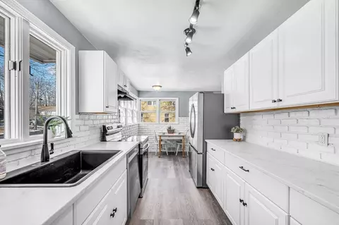 83 Gilbert Ave, Springfield, MA 01119 photo 7
