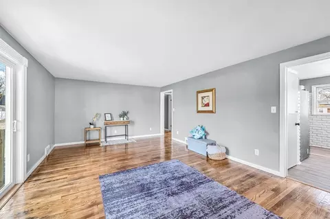 83 Gilbert Ave, Springfield, MA 01119 photo 17