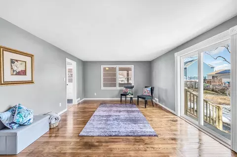 83 Gilbert Ave, Springfield, MA 01119 photo 15