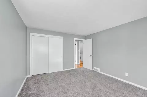83 Gilbert Ave, Springfield, MA 01119 photo 27