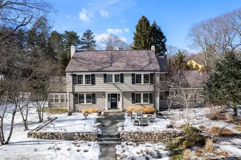 243 Ridgeway Rd, Weston, MA 02493 photo 2