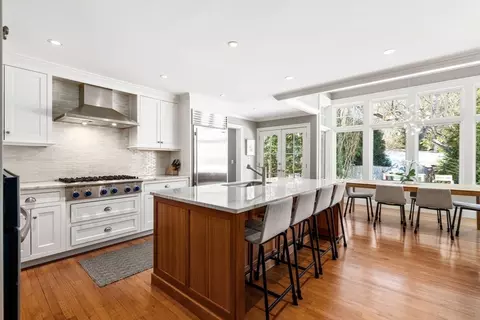 243 Ridgeway Rd, Weston, MA 02493 photo 14