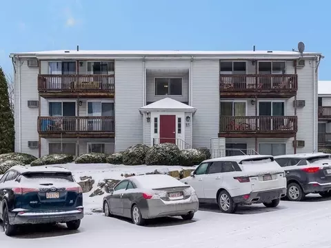 11 Gibbs St #A16, Worcester, MA 01607