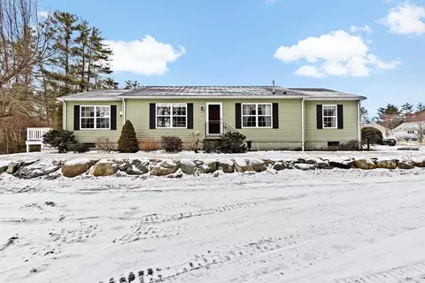 25 Hemlock Dr #25, East Bridgewater, MA 02333