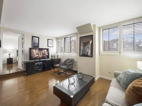 45-63 Atlantic Ave #5E, Boston, MA 02110