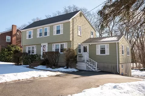 5 Orchard Ln, Danvers, MA 01923 photo 4