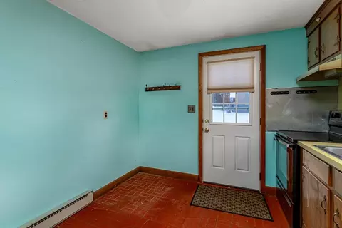 10 Jonathan Dr, Ayer, MA 01432 photo 17