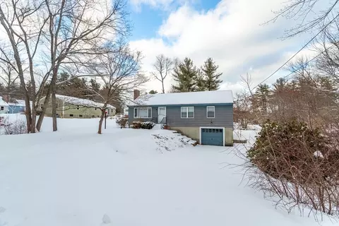 10 Jonathan Dr, Ayer, MA 01432 photo 2