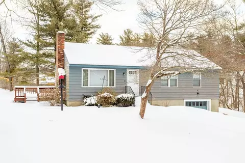 10 Jonathan Dr, Ayer, MA 01432 photo 4