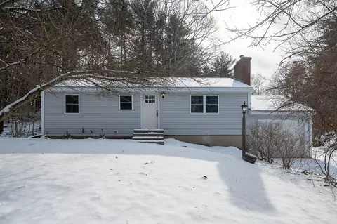 137 Fairview Park Rd, Sturbridge, MA 01566