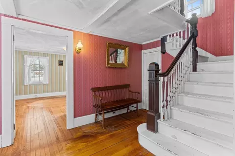 146 Elm St, Georgetown, MA 01833 photo 3