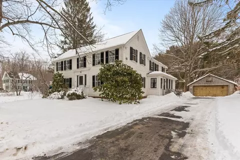 146 Elm St, Georgetown, MA 01833 photo 2